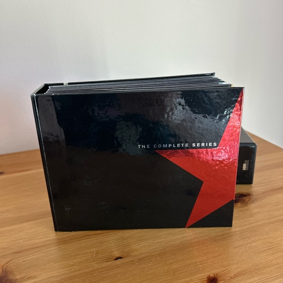 Entourage Series DVD Collection - Picture 10 of 14